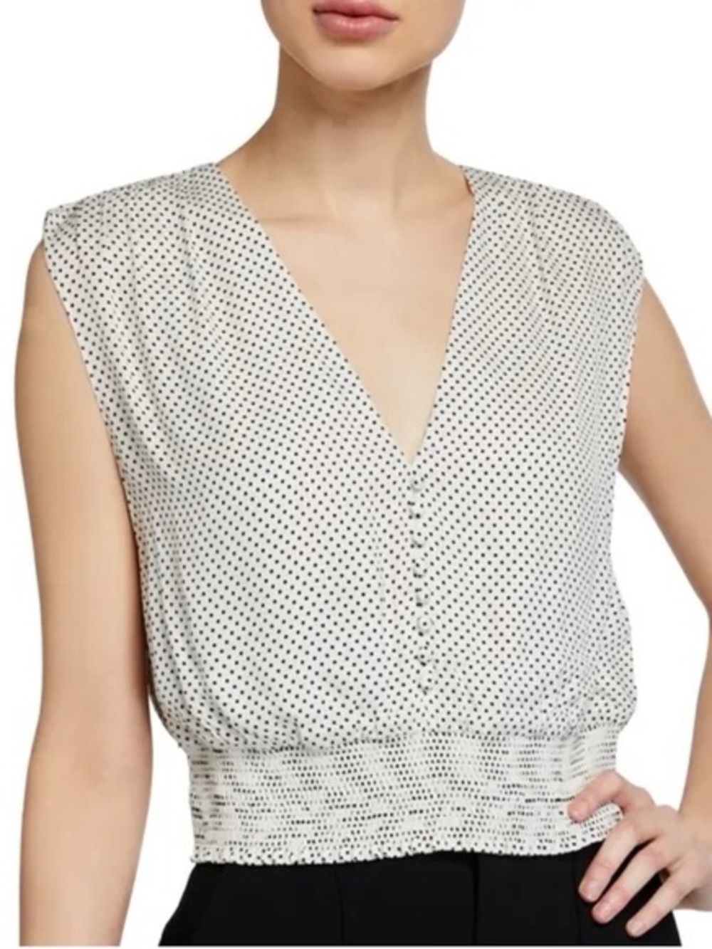 Alice + Olivia White and Black Polka Dot V-Neck Sleeveless Blouse Size L